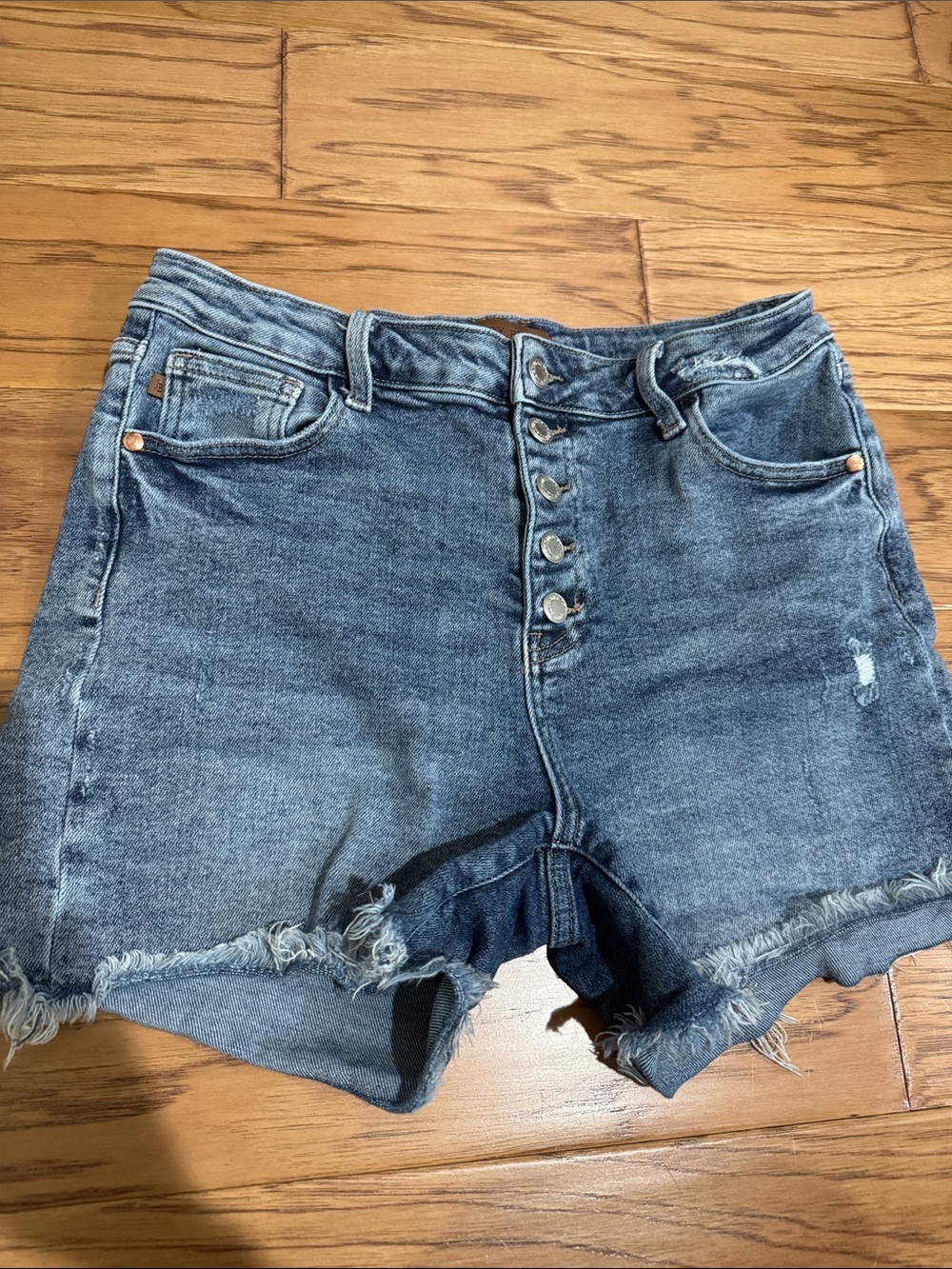 Judy Blue Medium Wash Button-Front Denim Shorts